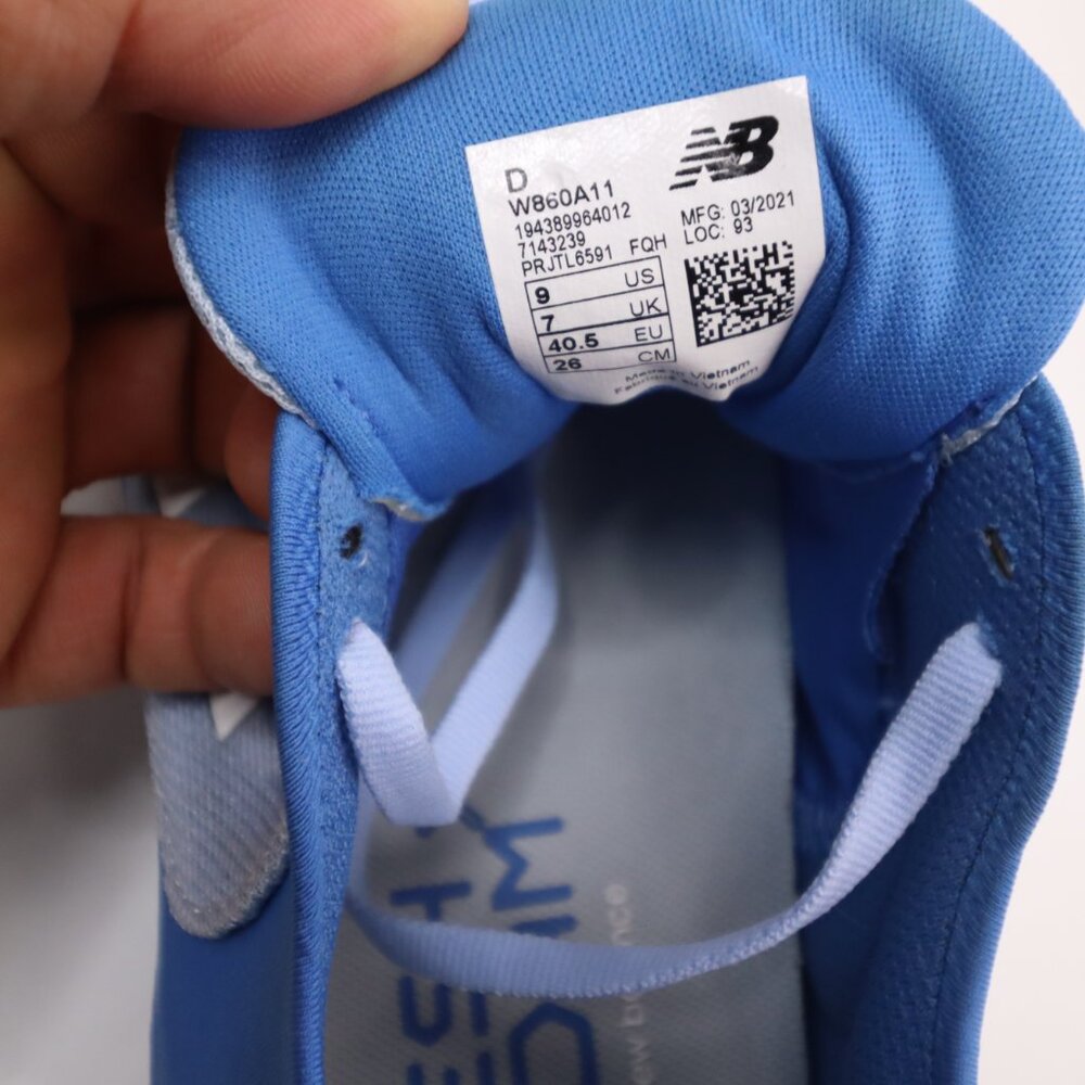 new balance w860a11. size us 9 womens - Picture 8 of 9